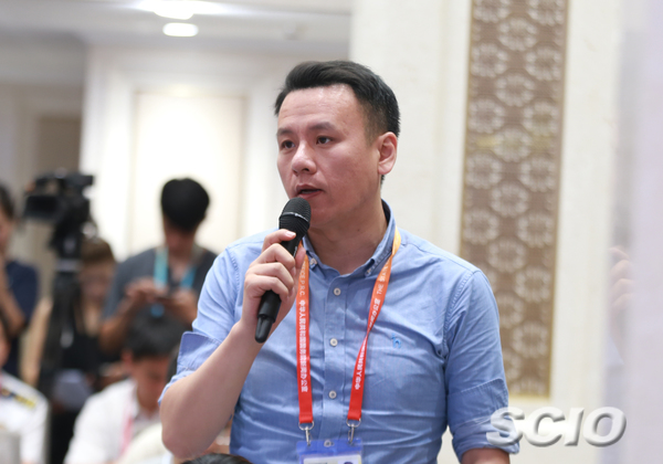 中國新聞社記者提問（劉健 攝）